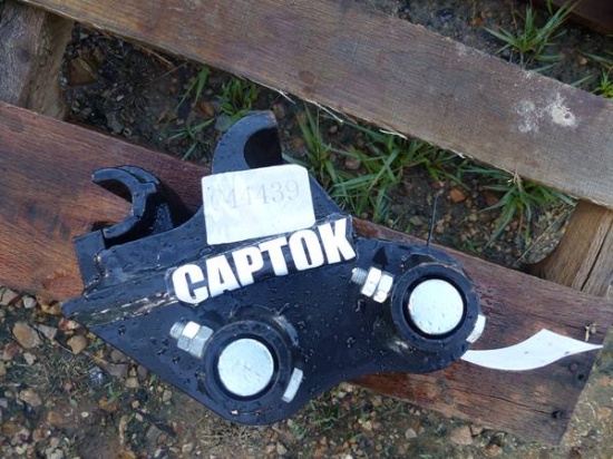 MINI EXCAVATOR ATTACHMENT FOR BUCKET