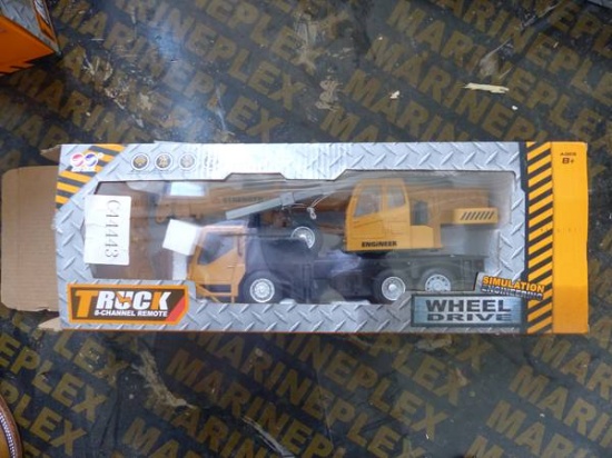 REMOTE CONTROLLED TOY TRUCK