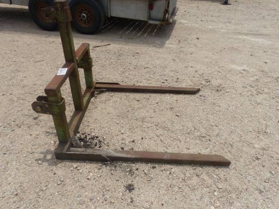 SHOPMADE FRONT END HAY FORK