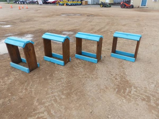 4 WOOD SADDLE RACKS