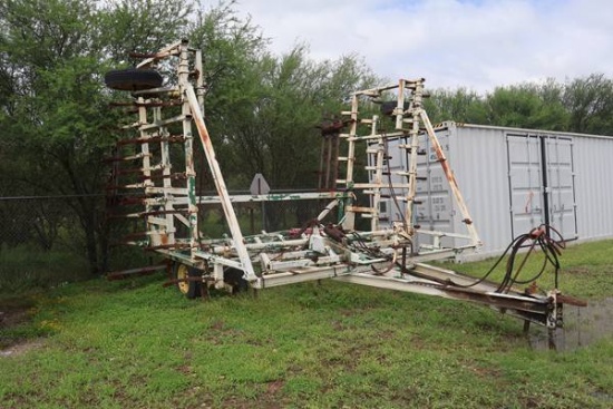 JOHN DEERE 1010 32' FOLDING FIELD CULTIVATOR