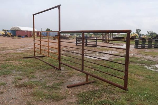 24' FREE STANDING PANEL WITH 12' BOW GATE