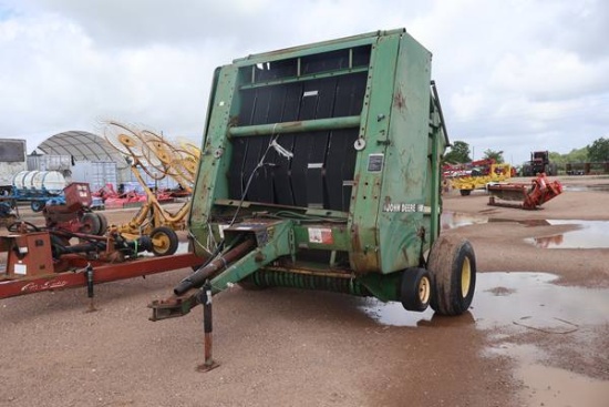 JOHN DEERE 535 ROUND BALER