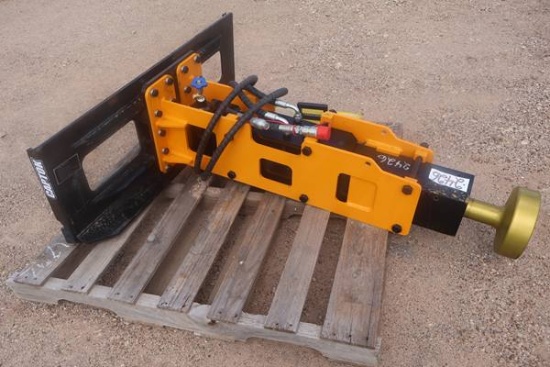 CAPTOK QT SKID STEER POST DRIVER W/8' CAP