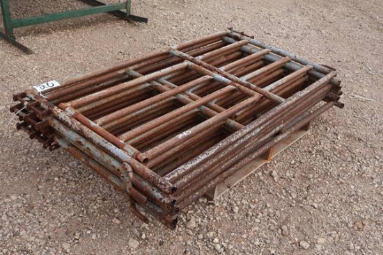 6-WW 5 1/2" HOG PANELS W/GATE