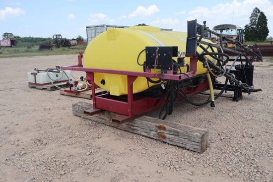 DEMCO FLATBED MOUNT 500 GALLON SPRAY RIG