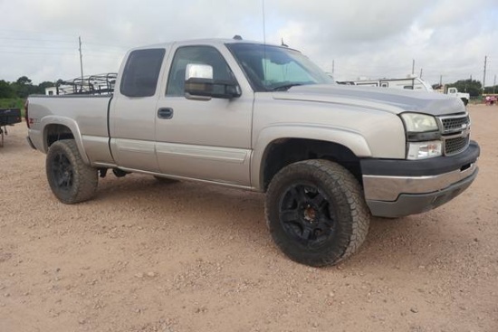 2004 Chevrolet 1500 Z71 Extended Cab Pickup