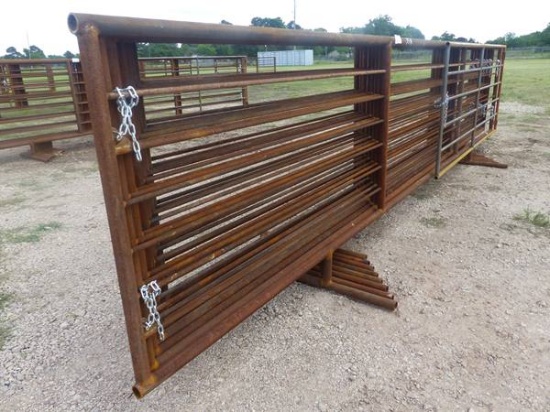 8-24' FREE STANDING PIPE PANELS WITH 1-12' GATE