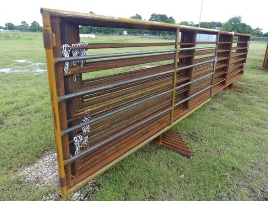 8-24' FREE STANDING PIPE PANELS WITH 1-12' GATE