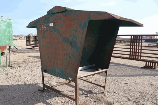 650 LB CREEP FEEDER