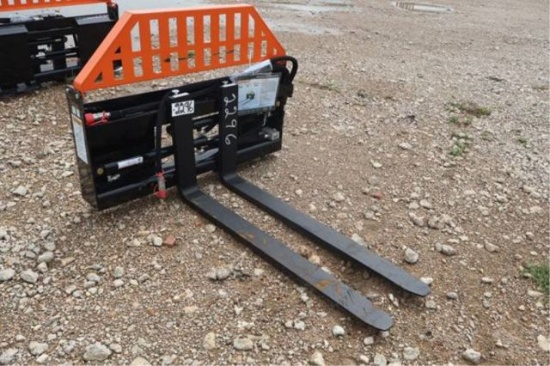 QUICK ATTACH WOLVERINE HYDRAULIC PALLET FORKS