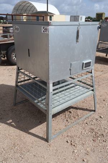 SENDERO 600 LB DEER FEEDER