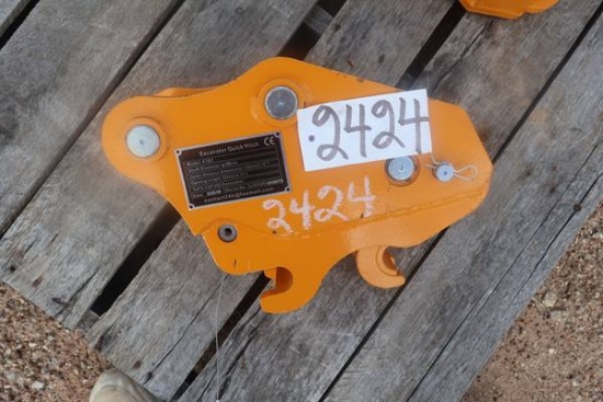 EXCAVATOR QUICK HITCH MODEL K302