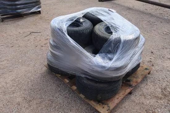 Pallet Of Tires - 11-20.5 X 8.0-10
