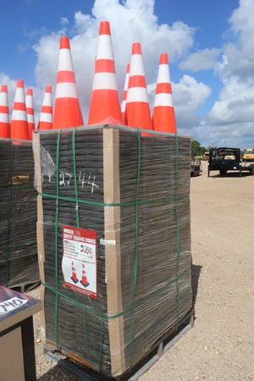 250 PIECES- UNUSED PVC SAFETY TRAFFIC CONES