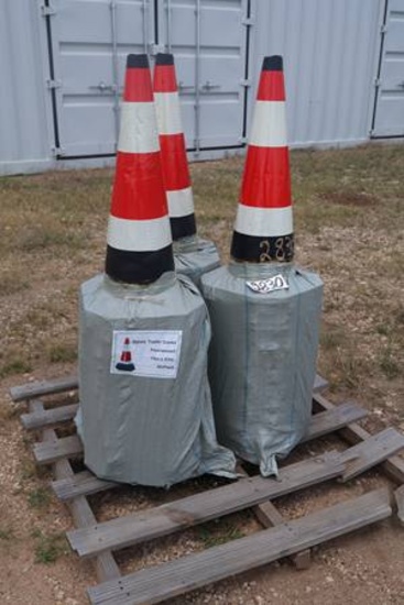 60 15" FLUORESCENT SAFETY CONES