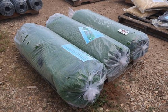 3 ROLLS ARTIFICIAL GRASS W/RUBBER BACKING