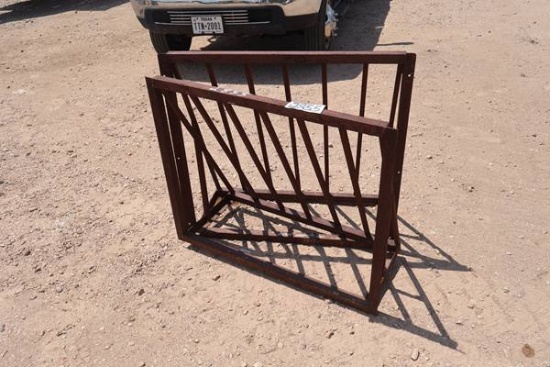2 HAY RACKS