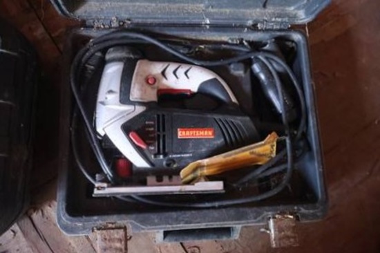 CRAFTSMAN ELECTRIC SCROLLING SABRE SAW,