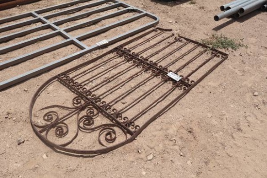 3' X 6' ARCHED METAL DECORATIVE GATE
