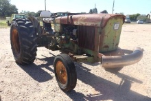 JOHN DEERE 2020 2WD GAS TRACTOR