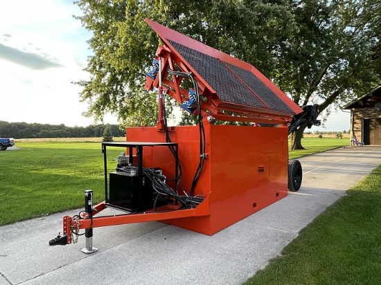 2022 North 42 10GC/ Deck Screener with Stacker