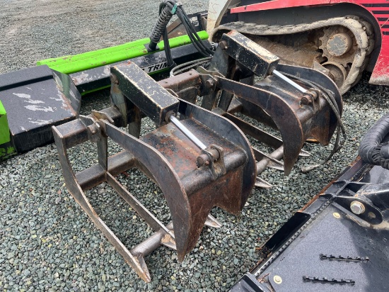 Skidsteer Grapple Rake