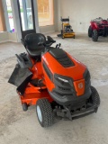  Husqavarna Gt 48SXi 180 hours 48” Deck like new