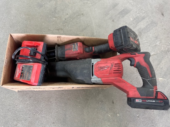Milwaukee M18 Red Lithium Sawzaws & Charger