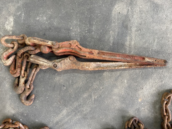 Lot of (2) Chain Dogs
