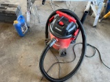 Bauer 6 Gallon Wet/Dry Vac
