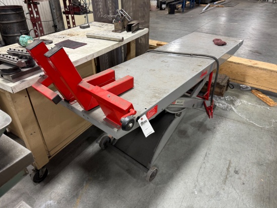 Hardy Air Lift Motorcycle Table