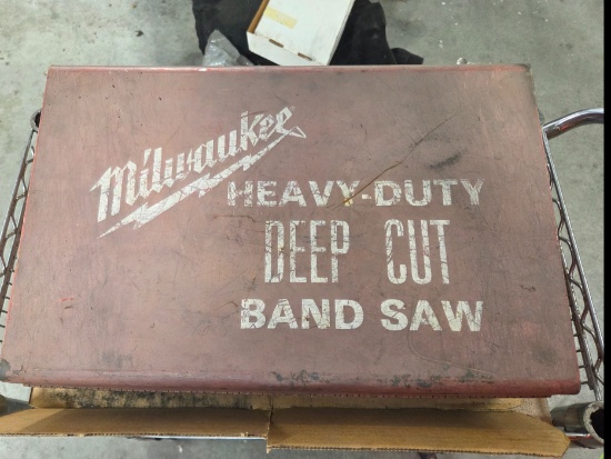 Milwaukee Heavy-Duty Deep Cut Band Saw