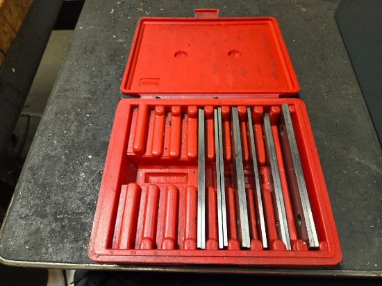 STEEL PARALLEL