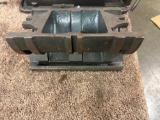 Adjustable angle base for chuck
