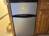 Frigidaire mini fridge