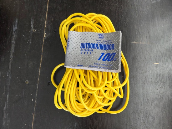 Outdoor/indoor extension cord 100ft