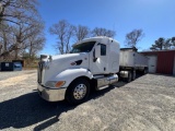 2006 Peterbilt 387 Sleeper Truck