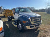 2006 Ford F-650 Truck
