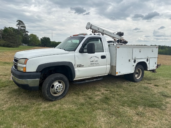 2006 Chevrolet Silverado 3500 Service Truck