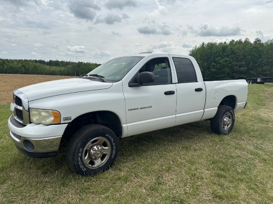 2004 Dodge Ram 2500 Pickup Truck
