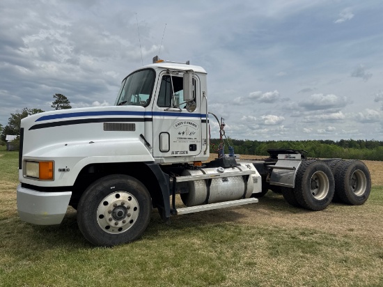 1996 Mack CH613 Truck