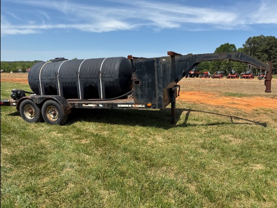 1999 Load Trail Gooseneck Water Trailer