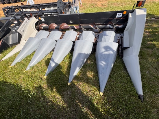 Agco 3000 6 Row Corn Head
