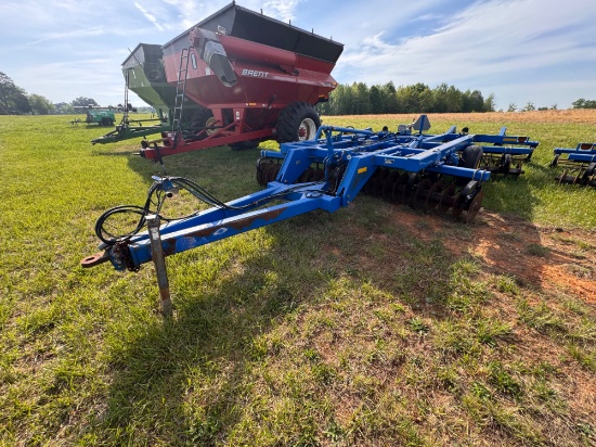 Landoll 7410-14 Vertical Tillage Disc