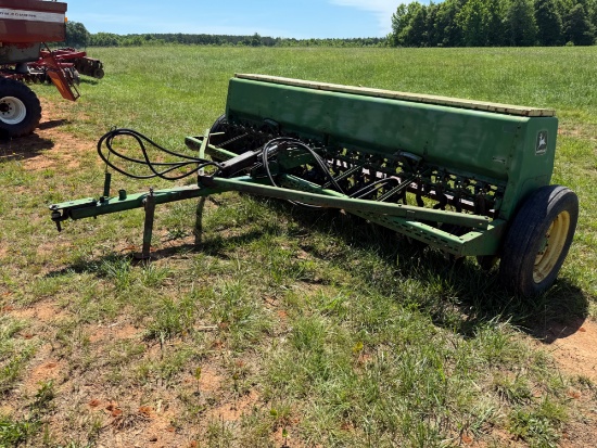John Deere 8200 Drill