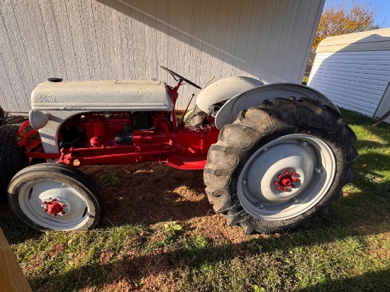 Ford 6N Tractor Runs & Operates as it should