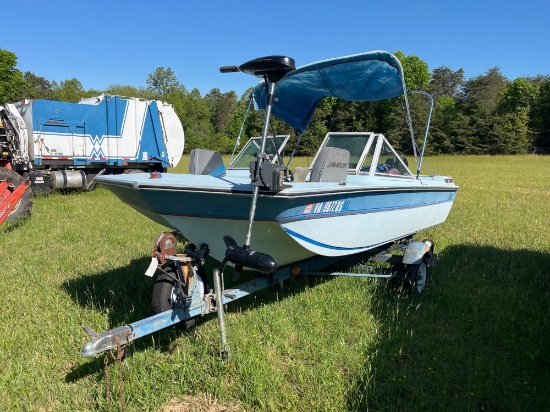 Caravelle boat with mercury 50hp motor