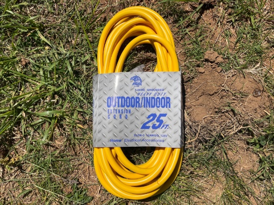 Heavy Duty Indoor/Outdoor 25ft Extension Chord