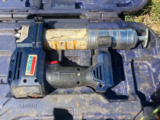 Lincoln grease gun